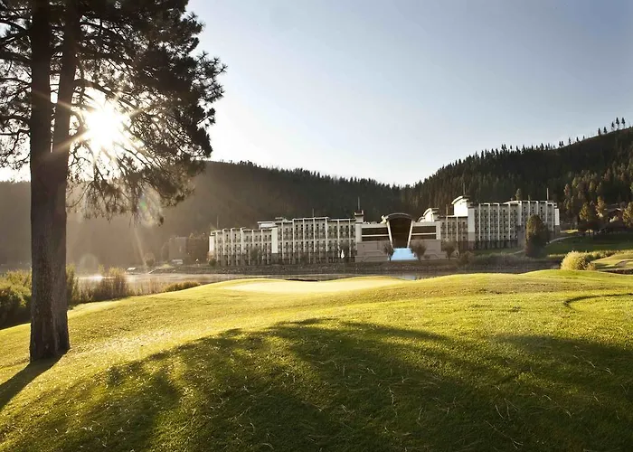 Luxury hotel only: Inn Of The Mountain Gods Resort And Casino